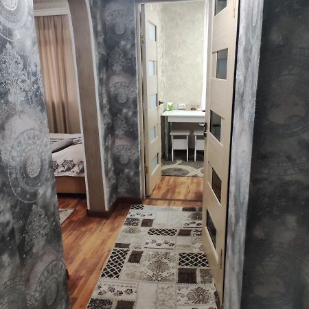Комфортная Квартира Для 2Х Персон Appartement Bisjkek Buitenkant foto