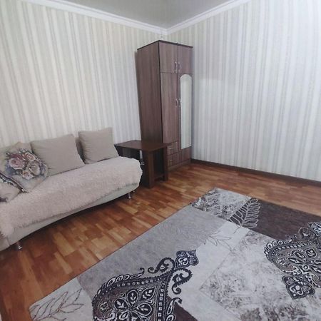 Комфортная Квартира Для 2Х Персон Appartement Bisjkek Buitenkant foto