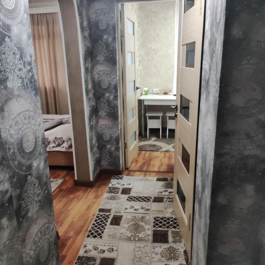 Комфортная Квартира Для 2Х Персон Appartement Bisjkek Buitenkant foto