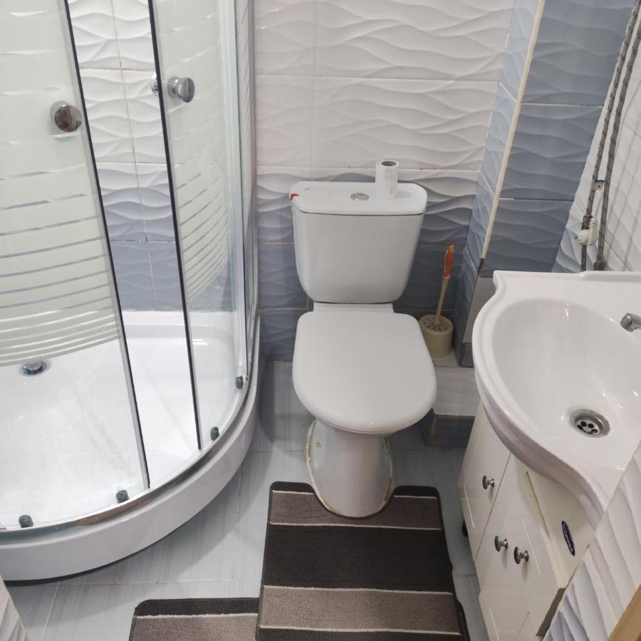 Комфортная Квартира Для 2Х Персон Appartement Bisjkek Buitenkant foto