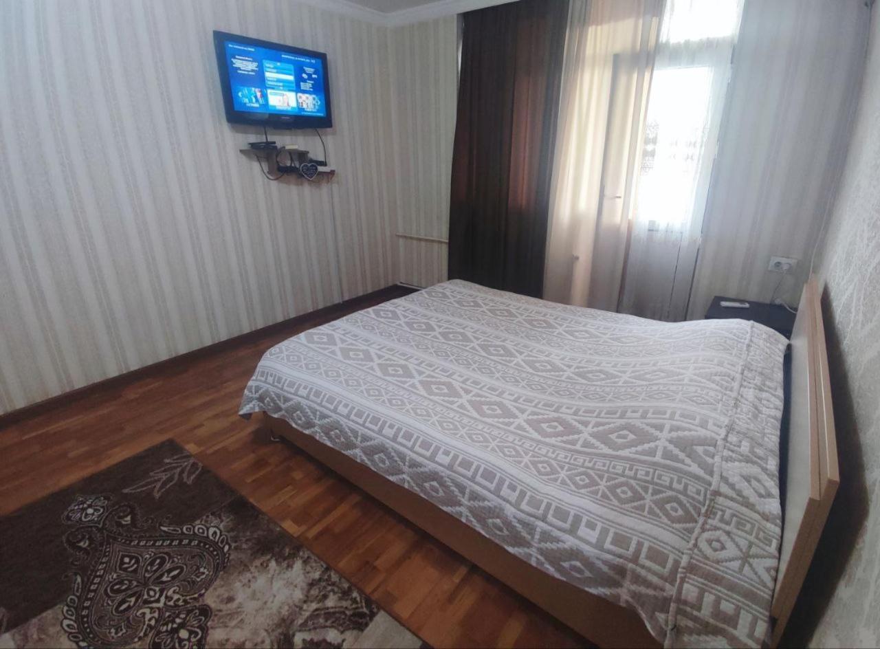 Комфортная Квартира Для 2Х Персон Appartement Bisjkek Buitenkant foto