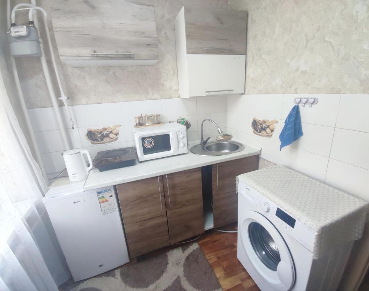 Комфортная Квартира Для 2Х Персон Appartement Bisjkek Buitenkant foto